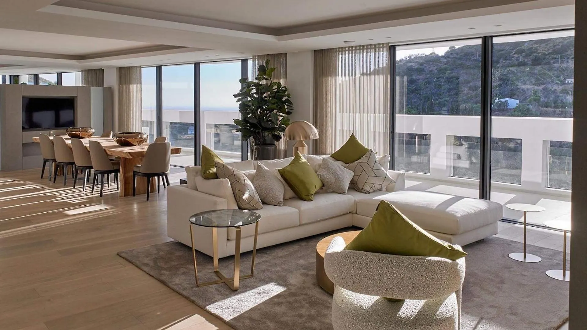 New Ocean View Property Centrally Located, Just 3 Minutes To Marbella City Center Ojen 0*,